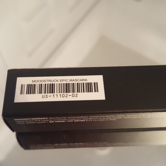 1 younique epic mascara - Picture 2 of 2